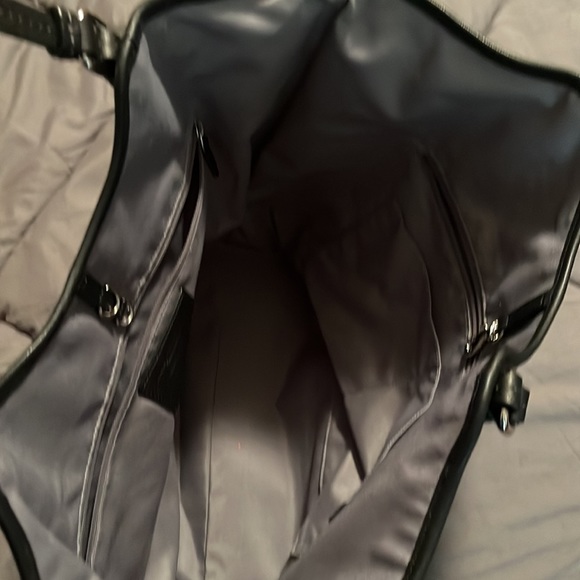 Coach - Picture 3 of 4